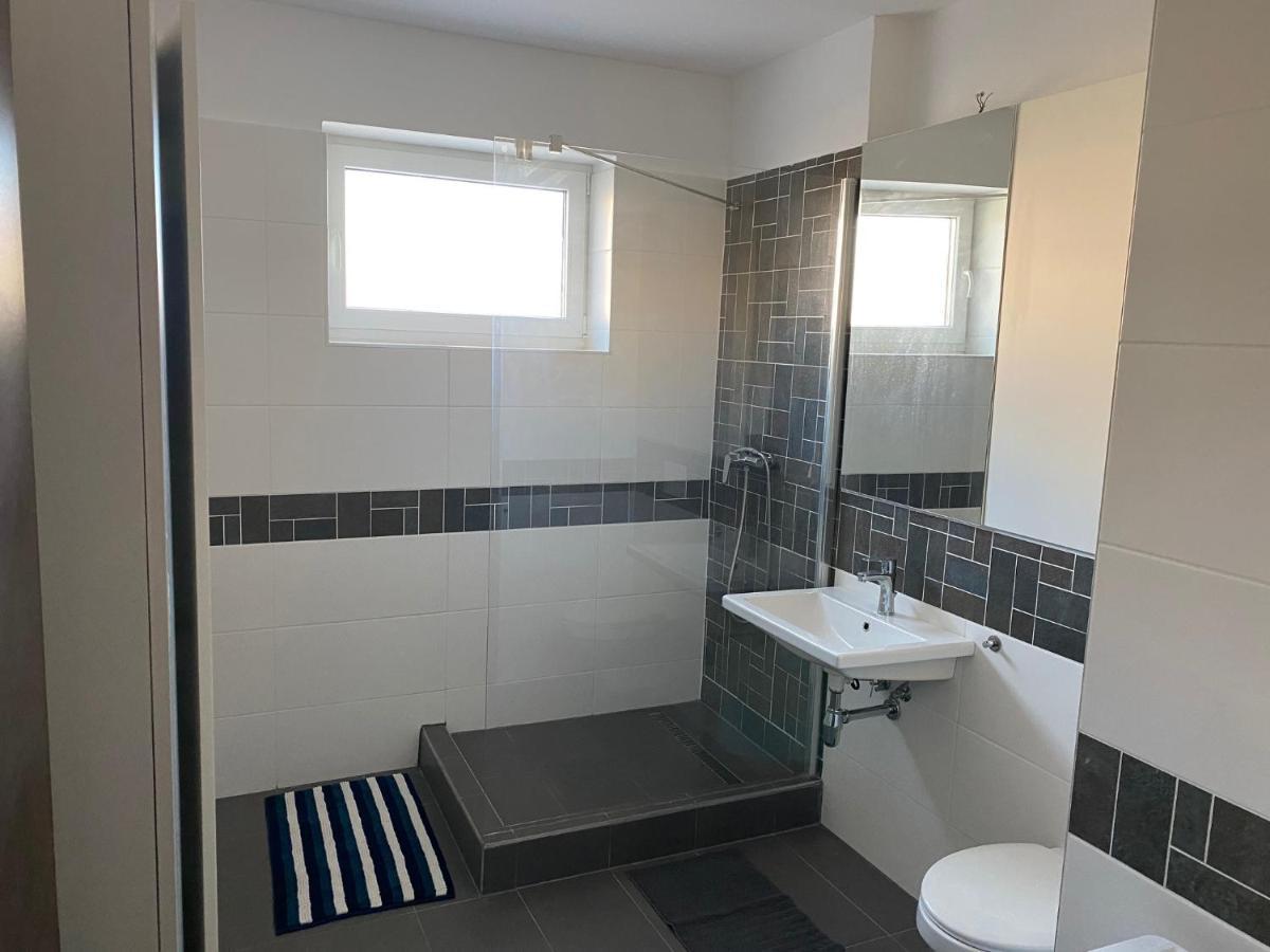 Apartman "Dunaj" Private Parking - Klimatizacia ชามัวริน ภายนอก รูปภาพ