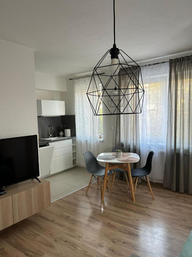 Apartman "Dunaj" Private Parking - Klimatizacia ชามัวริน ภายนอก รูปภาพ